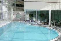 Premier Inn Premier Inn Heathrow Airport Terminal 4 Стэнвэлл Экстерьер фото